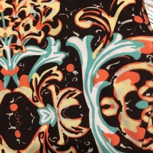 Older style nwot Lularoe one size leggings